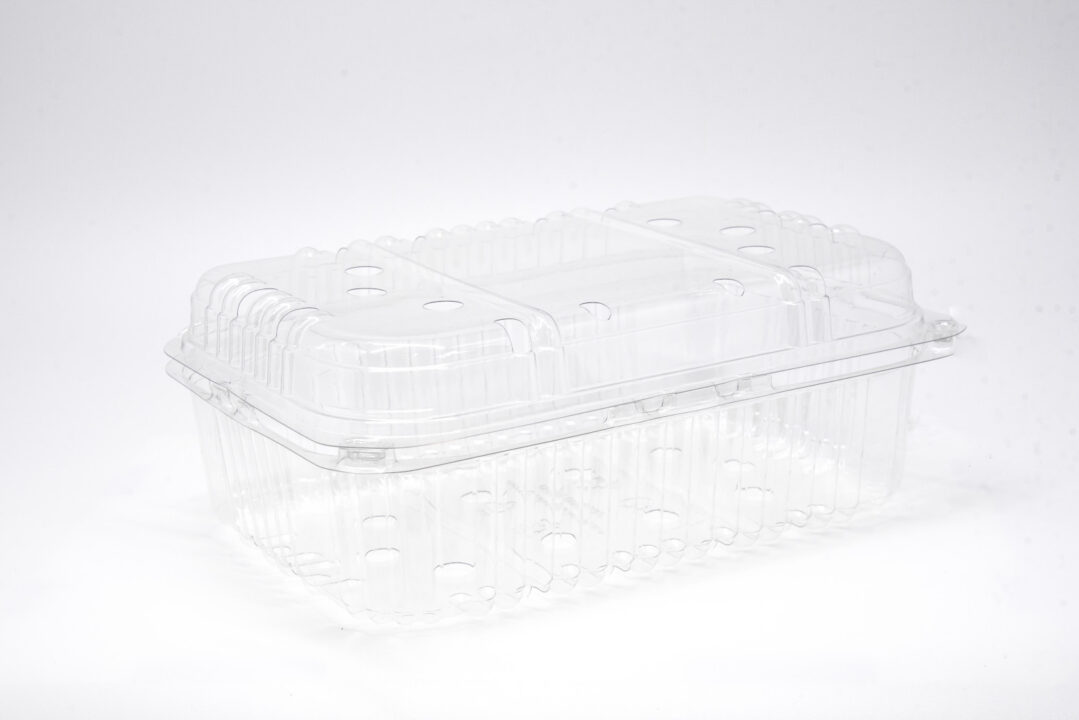 4 lb. Grape Clamshell - Royal Interpack